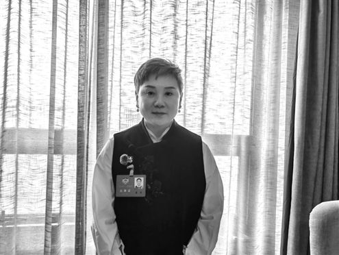 省政协委员董旋